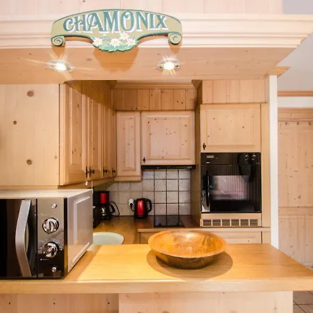 Bel Au Coeur De Chamonix, Pres Des Pistes, Avec Parking - Fr-1-343-163